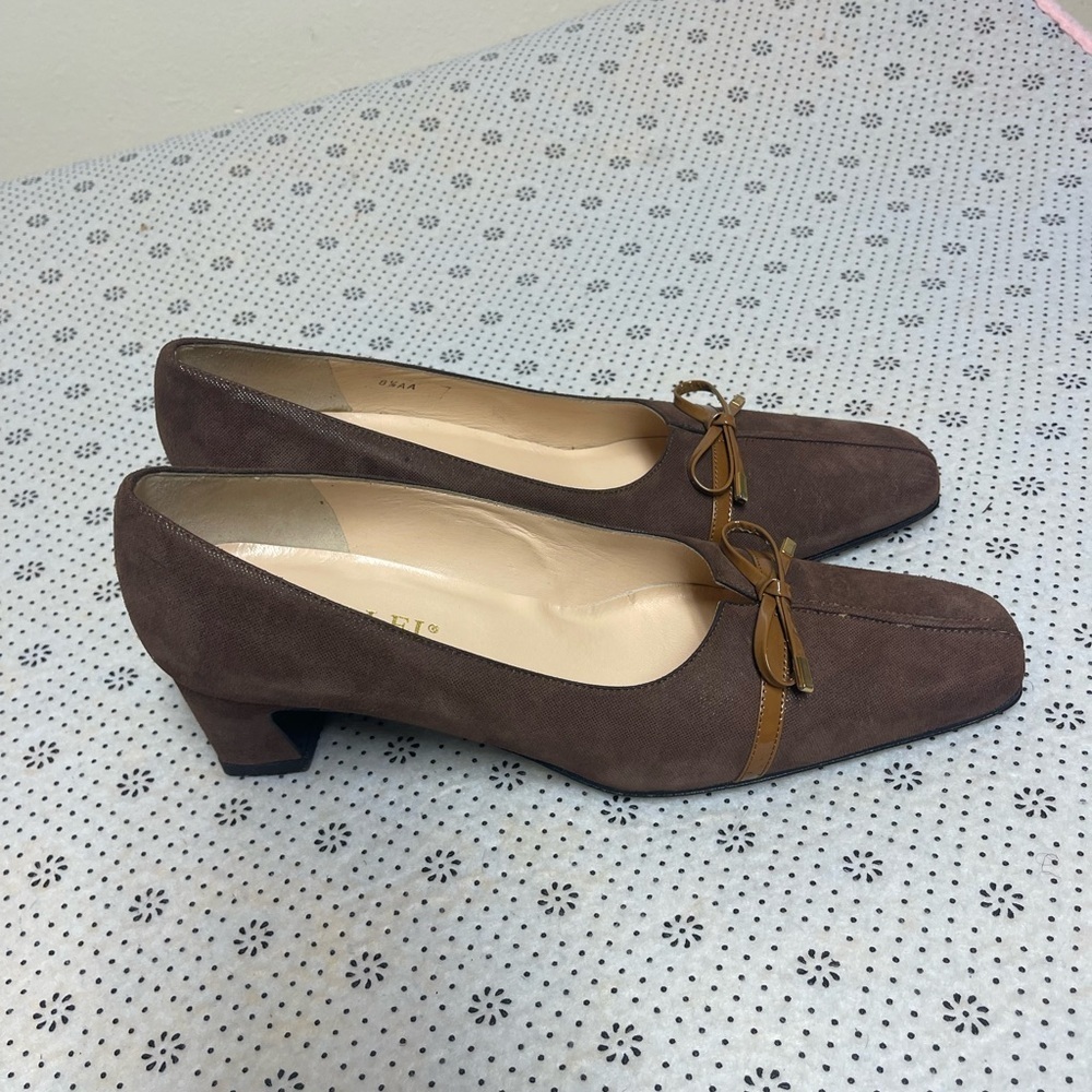 AMALFI RANGONI Luke Pump Heels Shoes Brown Chamy Patent Bow Size 8.5 - Picture 3 of 5